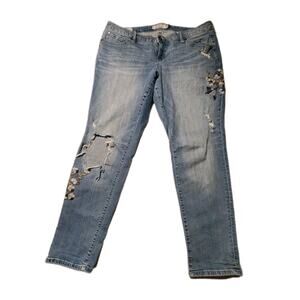 TORRID Sz. 14 Jeans Women's Boyfriend Floral Embroidered Cut/ Holely Distressed